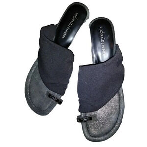 Donald J Pliner Avant Garde Edgy Black Crystal Toe Ring Wedge Sandals Shoes 8.5